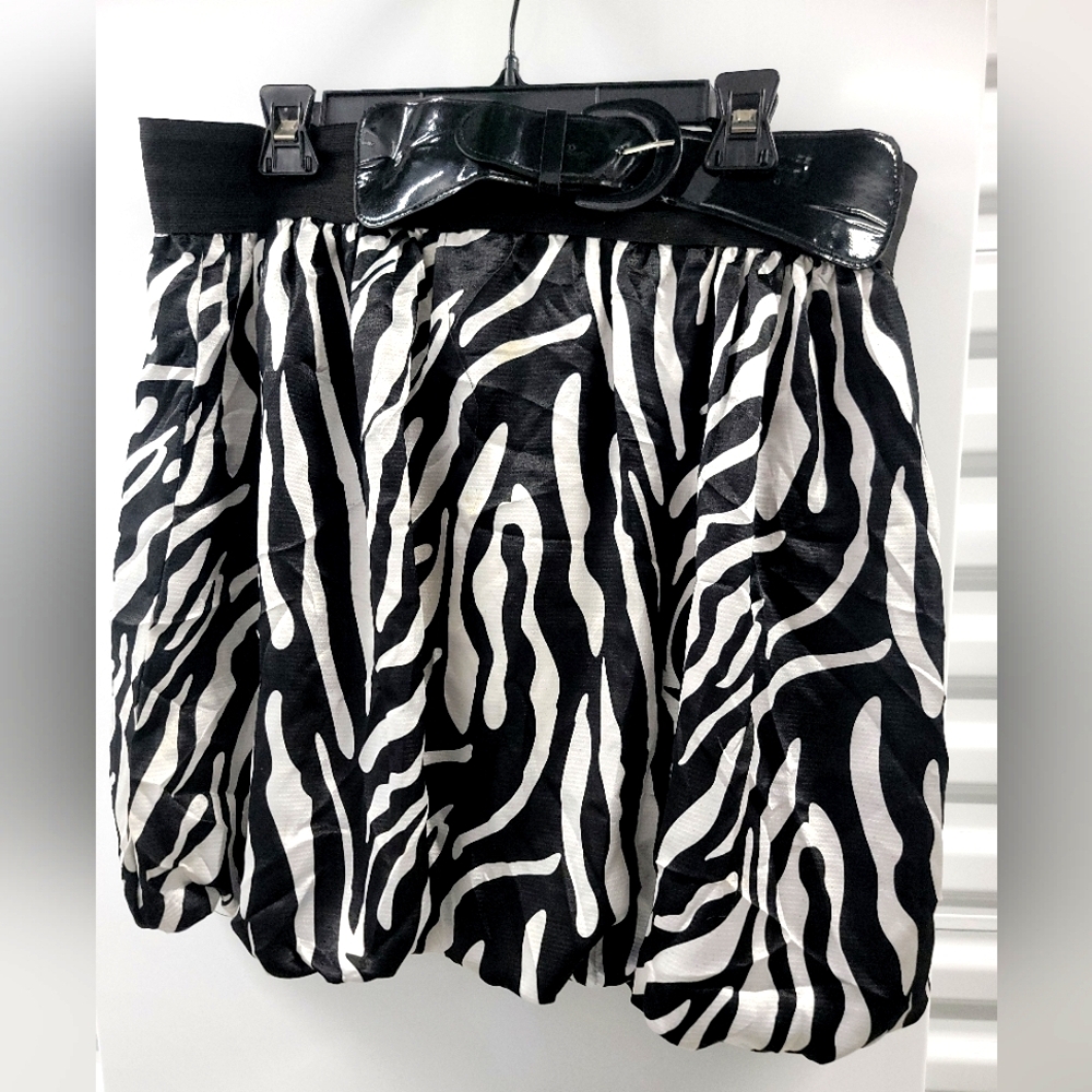 Zebra Belt peplum Skirt